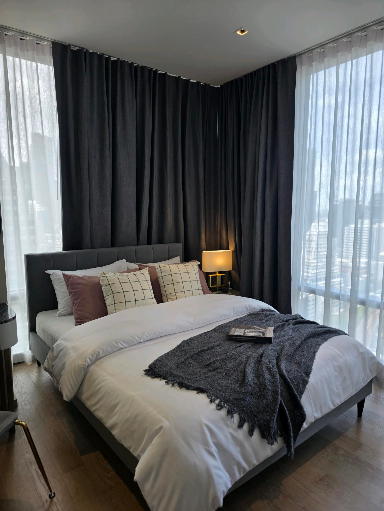 For Rent Ashton Silom 2Bedroom 2 Bathroom 72SQM RENT 75,000PER MONTH RAINY 0818895470 Whatapp For Rent Ashton Silom 2Bedroom 2 Bathroom 72SQM RENT 75,000PER MONTH RAINY 0818895470 Whatapp