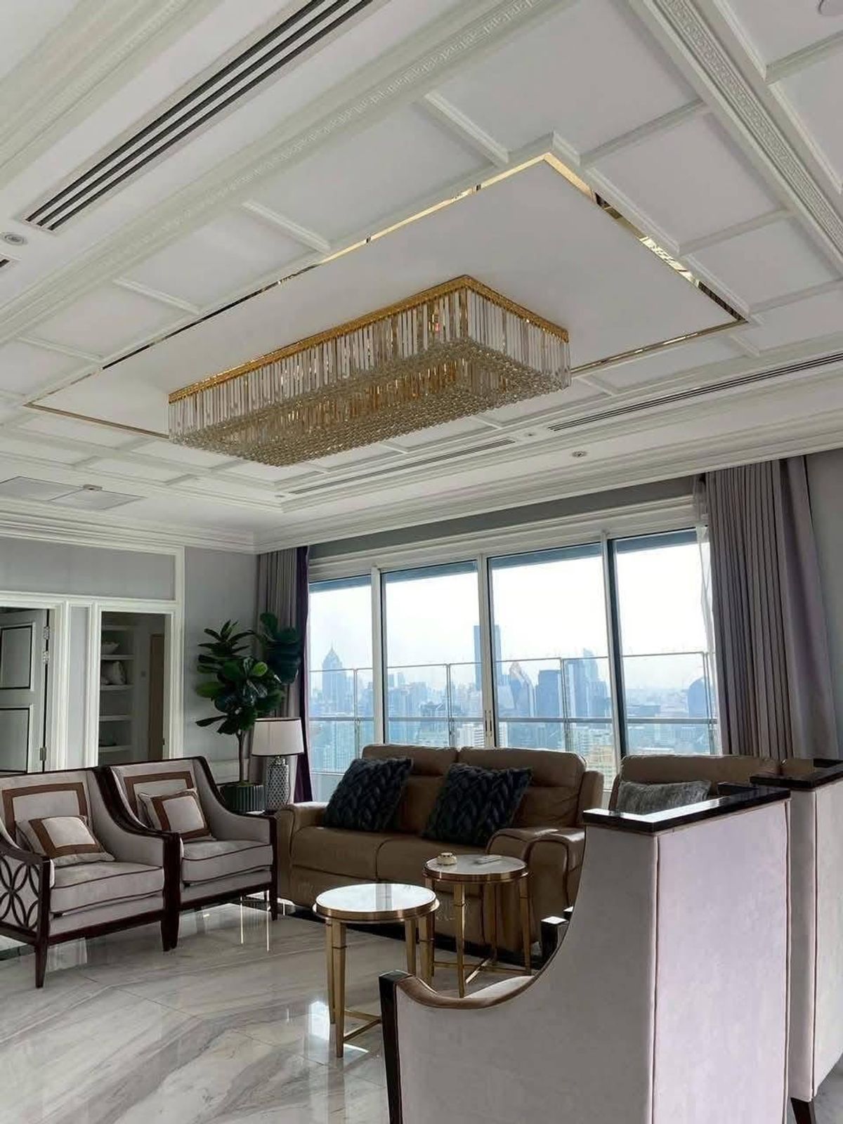 Q Asoke Penthouse whole floor Sell/Rent: 274.74sqm. 5bed 6bath 74,900,000 Rent 230,000/mth. Am: 0656199198 Q Asoke Penthouse whole floor Sell/Rent: 274.74sqm. 5bed 6bath 74,900,000 Rent 230,000/mth. Am: 0656199198
