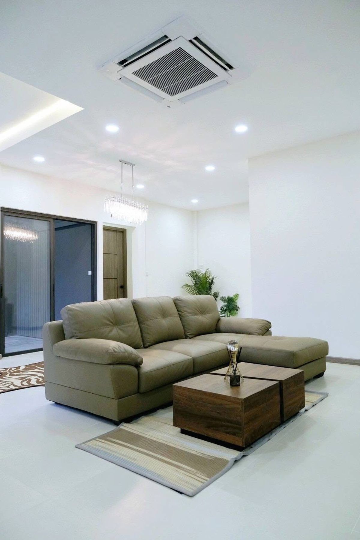 P0127 ขายบ้านเดี่ยว! Private Luxury Pool Villa - Sukumvit 60/1 – รูปที่ 3