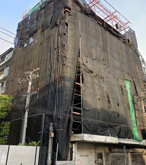 อาคารพาณิชย์ให้เช่า: ชิดลม (8 ชั้น, 2 ห้องหัวมุม)