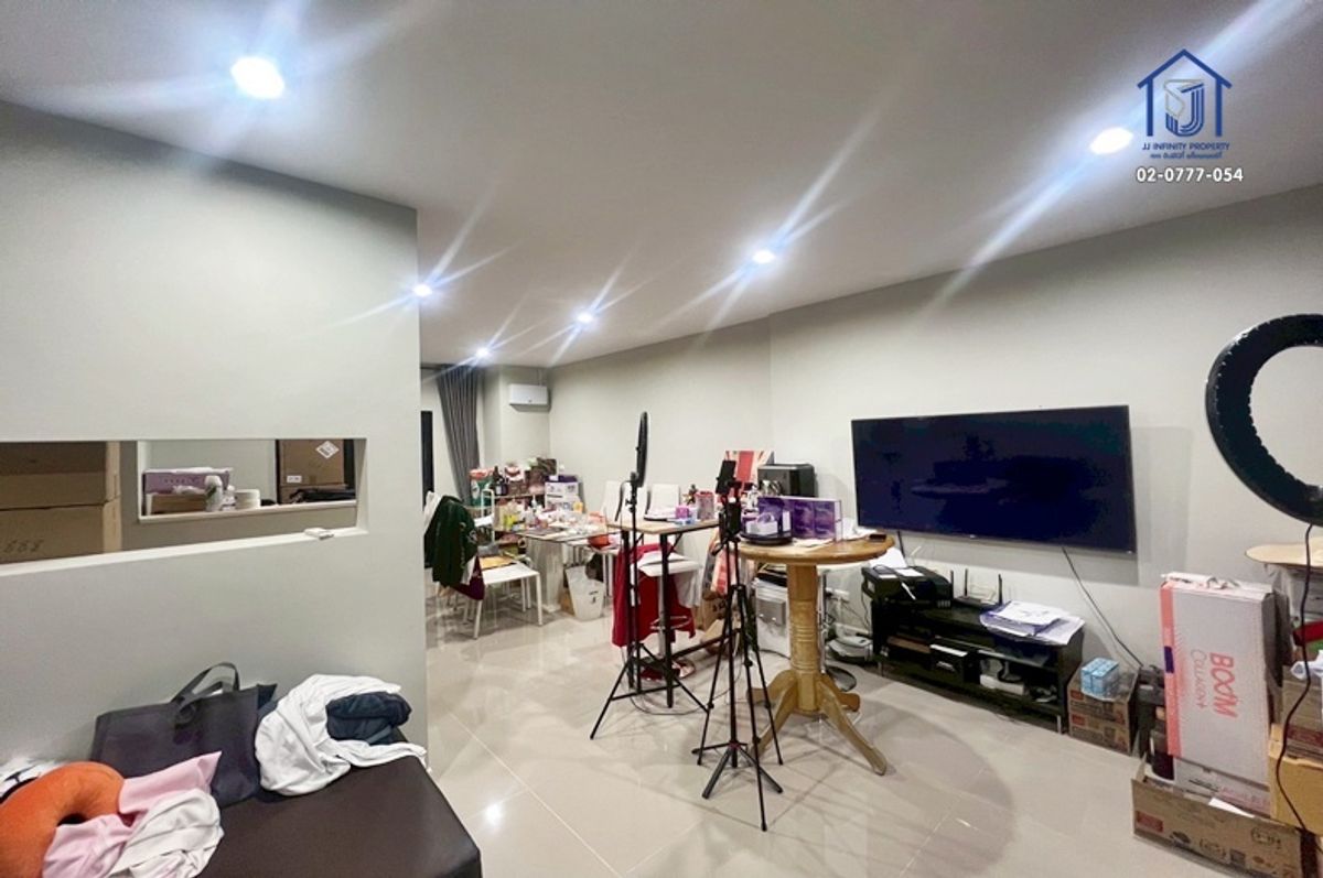 ขายทาวน์โฮม 3 ชั้น หมู่บ้านนลินอเวนิว พลัส ถนนสามวา หลังมุม ใกล้รถไฟฟ้าสายสีชมพู – รูปที่ 3