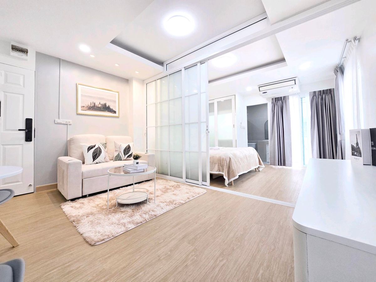《Can raise animals》 Free 🥰🥰🥰JW Suite Chokchai 4 corners 2 balcony