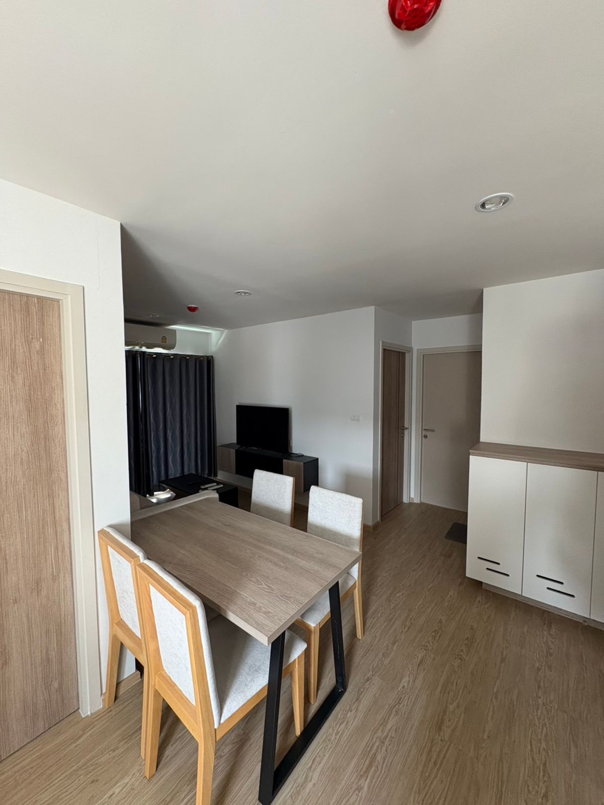 The Excel Hideaway Sukhumvit 50 Condo for sale (DE Excel Hide Away Sukhumvit 50) is ready. The Excel Hideaway Sukhumvit 50 Condo for sale (DE Excel Hide Away Sukhumvit 50) is ready.
