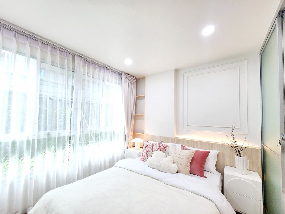 #Condo people near Suvarnabhumi Airport and Expressway Can say that Comes with a installment, starting at 6,000 baht. The room is beautiful and ready to move in. The value that you are worthy of this room.