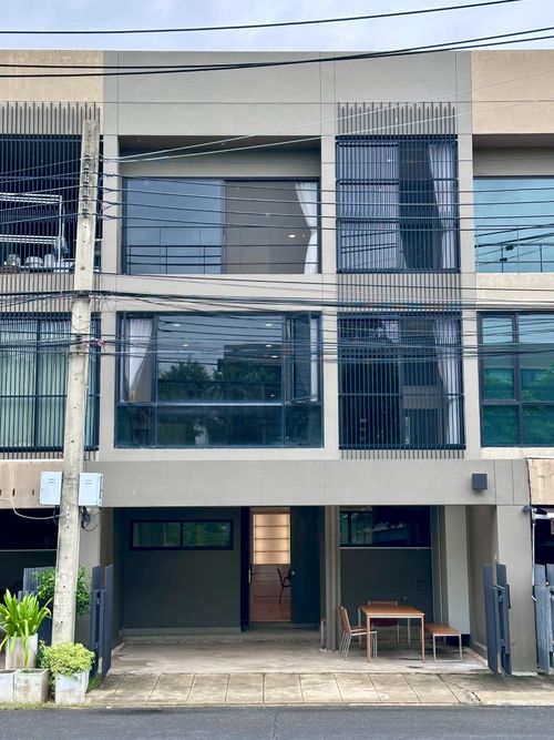 RH070225 ให้เช่า ทาวน์โฮม 3ชั้น 5ห้องนอน Noble Cube พัฒนาการ