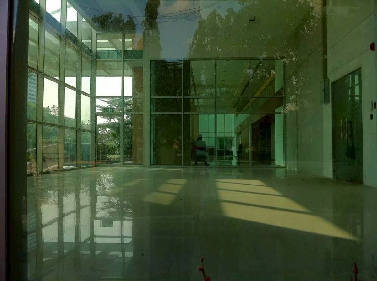 ST103 ขายคอนโด วิลล่า สาทร (Villa Sathorn) ห้องชุดพาณิชยกรรม 131.6 ตร.ม. ชั้นล่าง ติด BTS กรุงธนบุรี – เหมาะสำหรับทำสำนักงาน – รูปที่ 2