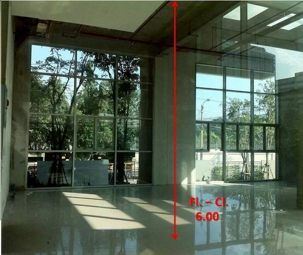 ST103 ขายคอนโด วิลล่า สาทร (Villa Sathorn) ห้องชุดพาณิชยกรรม 131.6 ตร.ม. ชั้นล่าง ติด BTS กรุงธนบุรี – เหมาะสำหรับทำสำนักงาน – รูปที่ 3