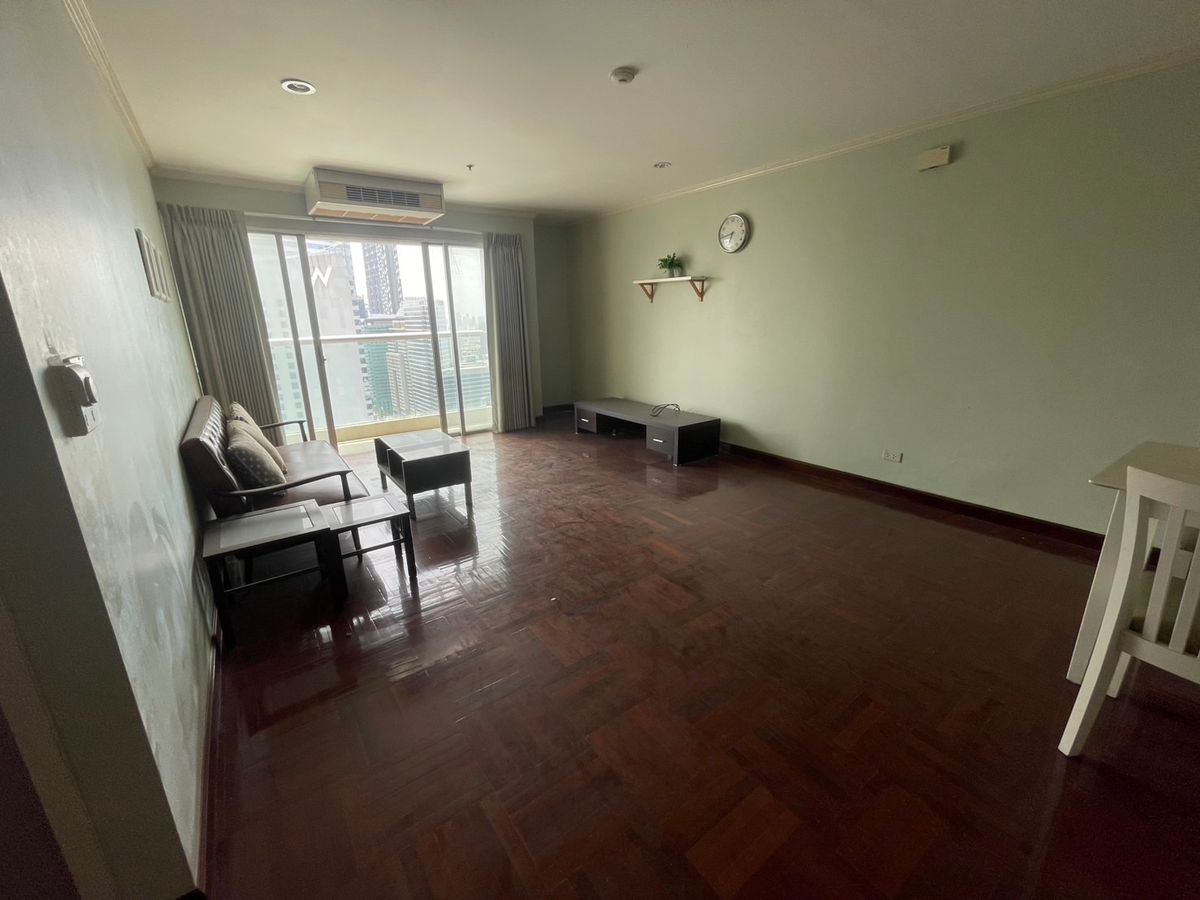 Rent or Sale Silom Suite Condo (Sathorn 12) Rent or Sale Silom Suite Condo (Sathorn 12)