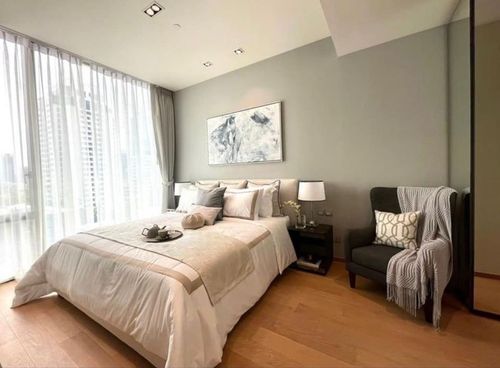 ST0161 ขายคอนโด 28 Chidlom | ห้องขนาดใหญ่ 2 ห้องนอน อาคาร Villa ใจกลางชิดลม