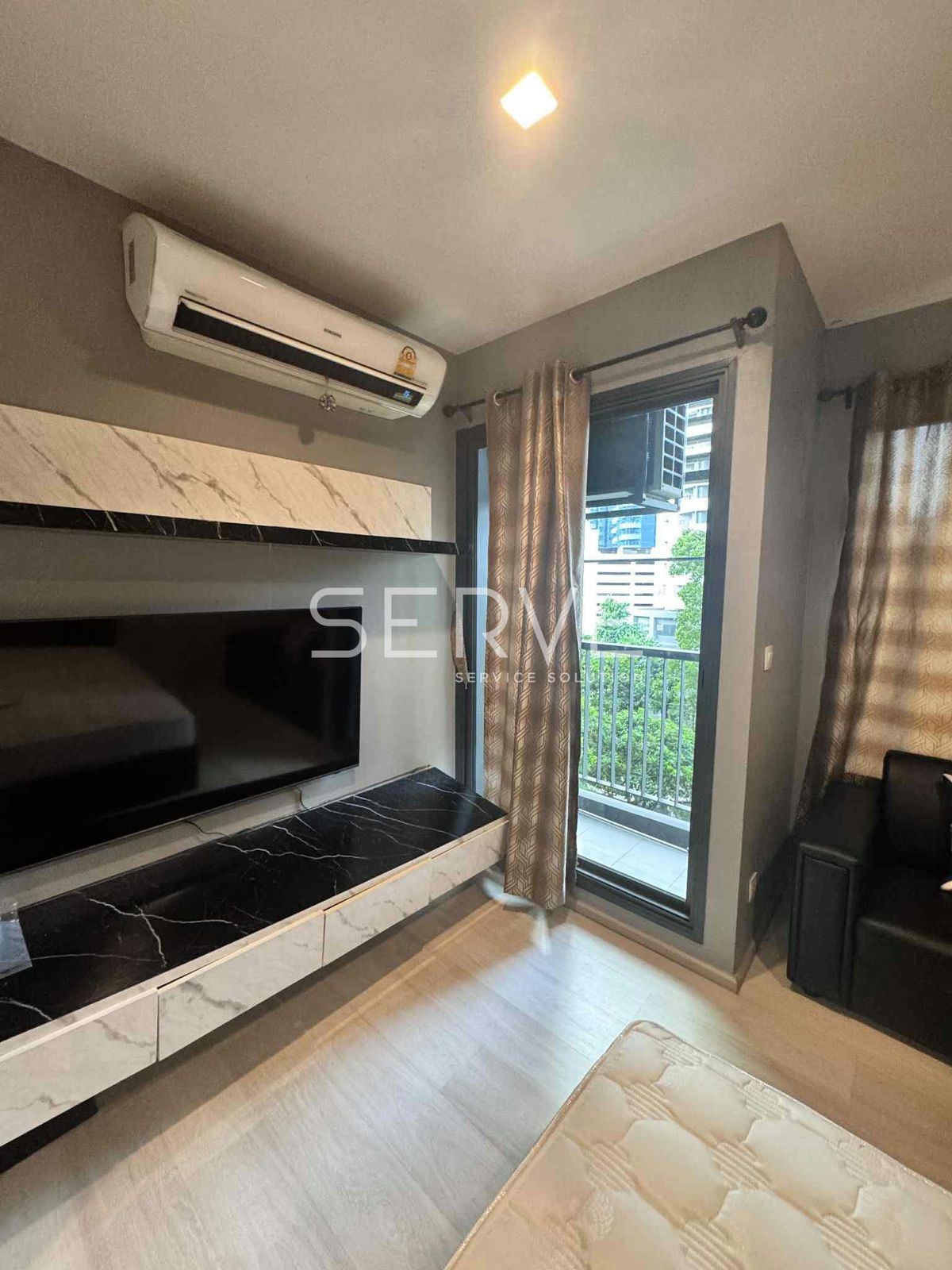 Nice Room Studio Good Location at Wittayu Rd. Close to BTS Phloen Chit 600 m. at Life One Wireless Condo/ For Rent  – รูปที่ 2