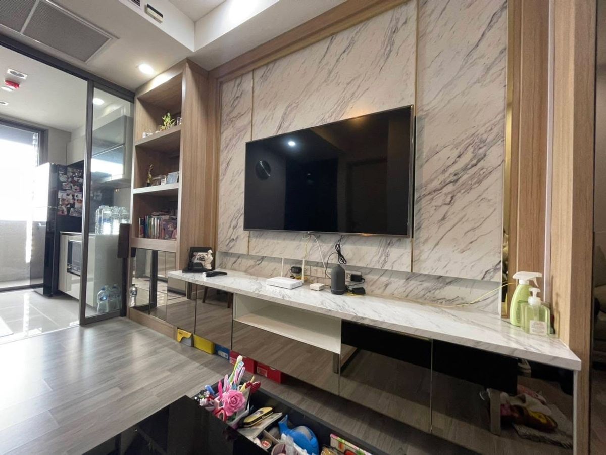 ปล่อยเช่า The room rama4 คอนโดห้องใหญ่ ทำเลดี ใจกลางสามย่าน บรรทัดทอง อยู่ใกล้ย่าน New CBD สยาม เซนเวิล สีลม ขึ้นด้วยง่าย เงียบสงบ น่าออยู่สุด ๆ ห้ามพลาดเลย! สนใจติดต่อ 0876358339 ปล่อยเช่า The room rama4 คอนโดห้องใหญ่ ทำเลดี ใจกลางสามย่าน บรรทัดทอง อยู่ใกล้ย่าน New CBD สยาม เซนเวิล สีลม ขึ้นด้วยง่าย เงียบสงบ น่าออยู่สุด ๆ ห้ามพลาดเลย! สนใจติดต่อ 0876358339