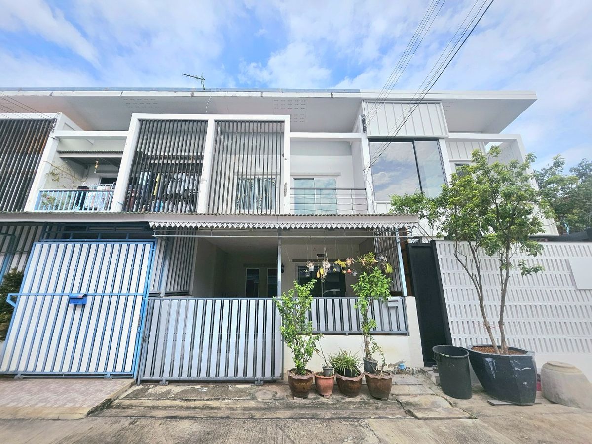 🏡 ขาย ทาวน์เฮ้าส์ วิเศษสุขนคร ประชาอุทิศ 79 ขายตามสภาพ พร้อมอยู่ 🏡 ขาย ทาวน์เฮ้าส์ วิเศษสุขนคร ประชาอุทิศ 79 ขายตามสภาพ พร้อมอยู่