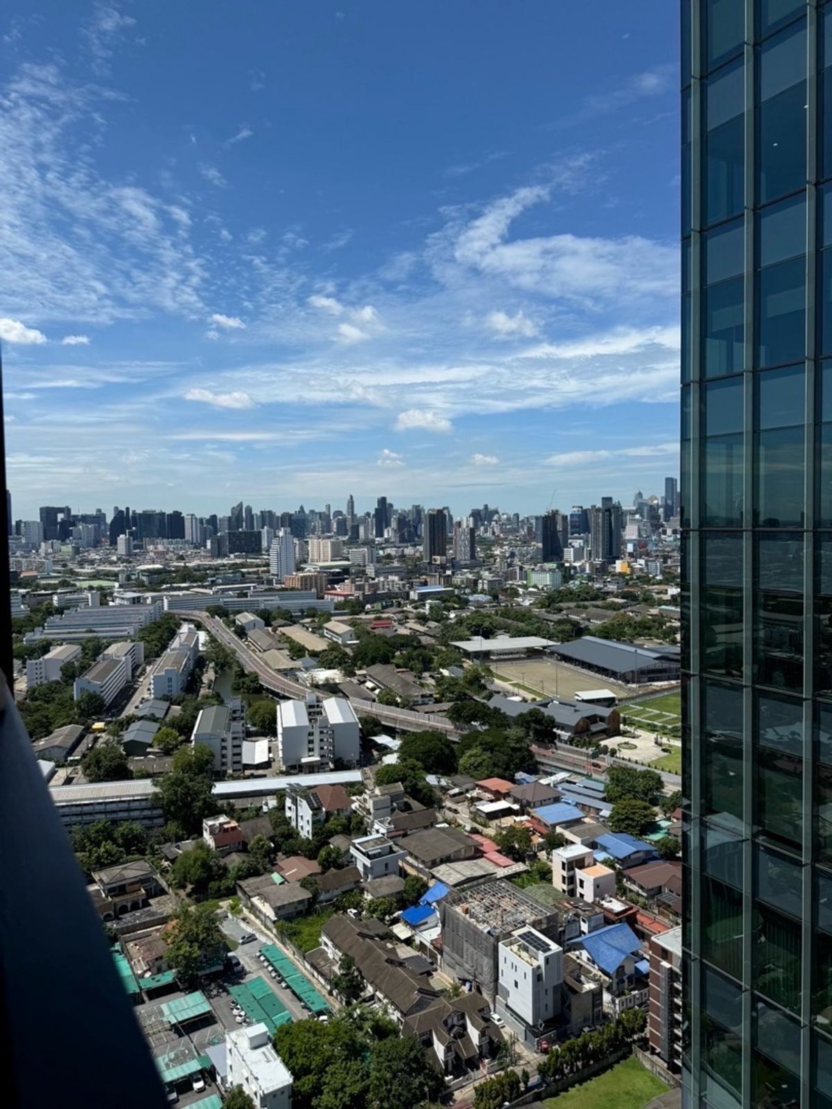 ❤️for rent noble around ari , สนใจ line @900cqqhk tel 0859114585. ❤️• 1 ห้องนอน 1 ห้องน้ำ ห้องใหม่• ขนาด 27 ตร.ม. ชั้น 29 • ค่าเช่า 21,500 บาท/เดือน เฟอร์นิเจอร์เเละเครื่องใช้ไฟฟ้าพร้อมเข้าอยู่• เตีนงนอน 5 ฟุต• ชั้นวางทีวี• เครื่องปรับอากาศ• เครื่อง – รูปที่ 3
