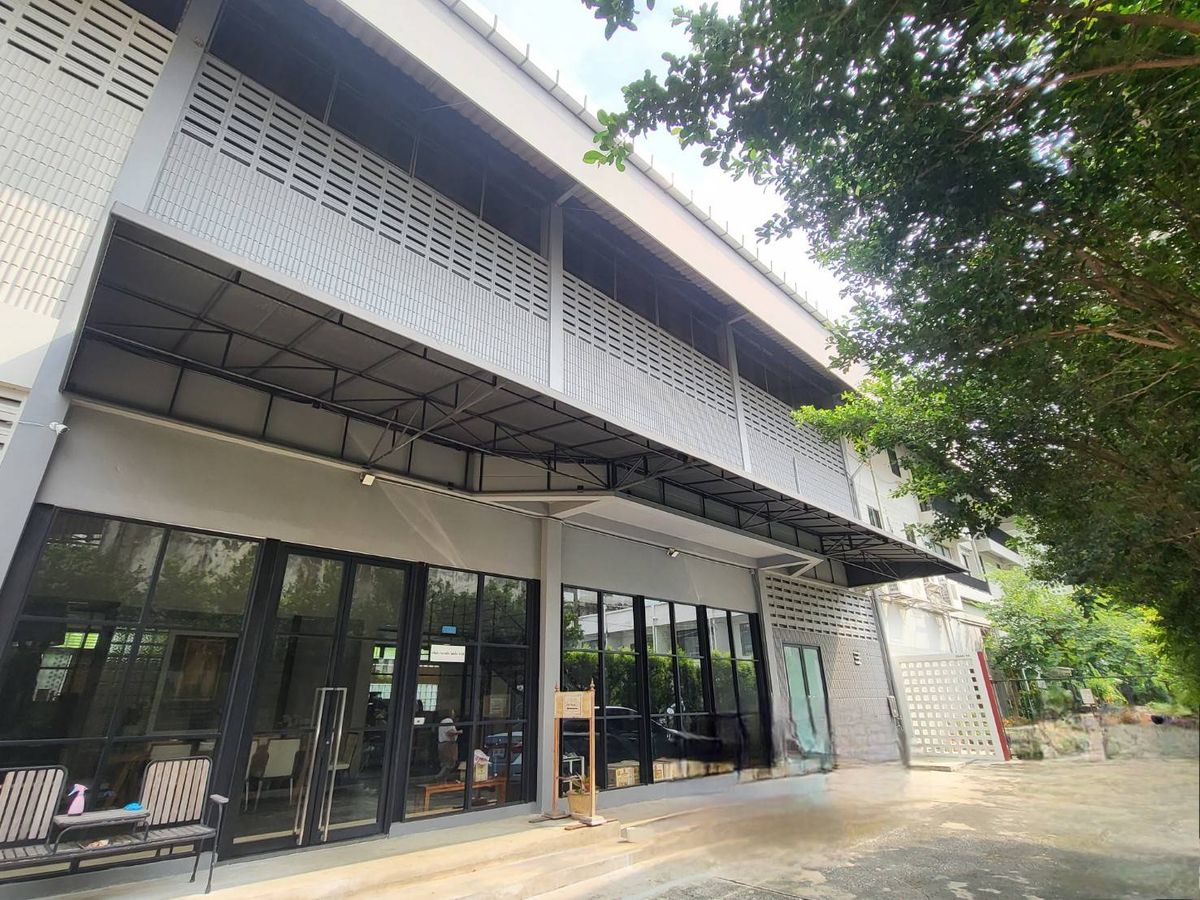 ออฟฟิศ ให้เช่า โซนพระราม 3 พื้นที่ใช้สอย 360 ตรม. บนพื้นที่ 1 ไร่ 4 ห้องทำงานใหญ่ ใกล้ Terminal 21 ค่าเช่า 180,000/เดือน ออฟฟิศ ให้เช่า โซนพระราม 3 พื้นที่ใช้สอย 360 ตรม. บนพื้นที่ 1 ไร่ 4 ห้องทำงานใหญ่ ใกล้ Terminal 21 ค่าเช่า 180,000/เดือน