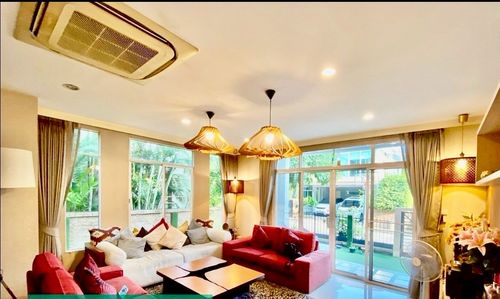 2 -storey detached house with furniture Ready to stay immediately Located in The Plant Project, Phatthanakan Soi 38, near the Phatthanakan Expressway And conveniently connect to Srinakarin-Sukhumvit Road