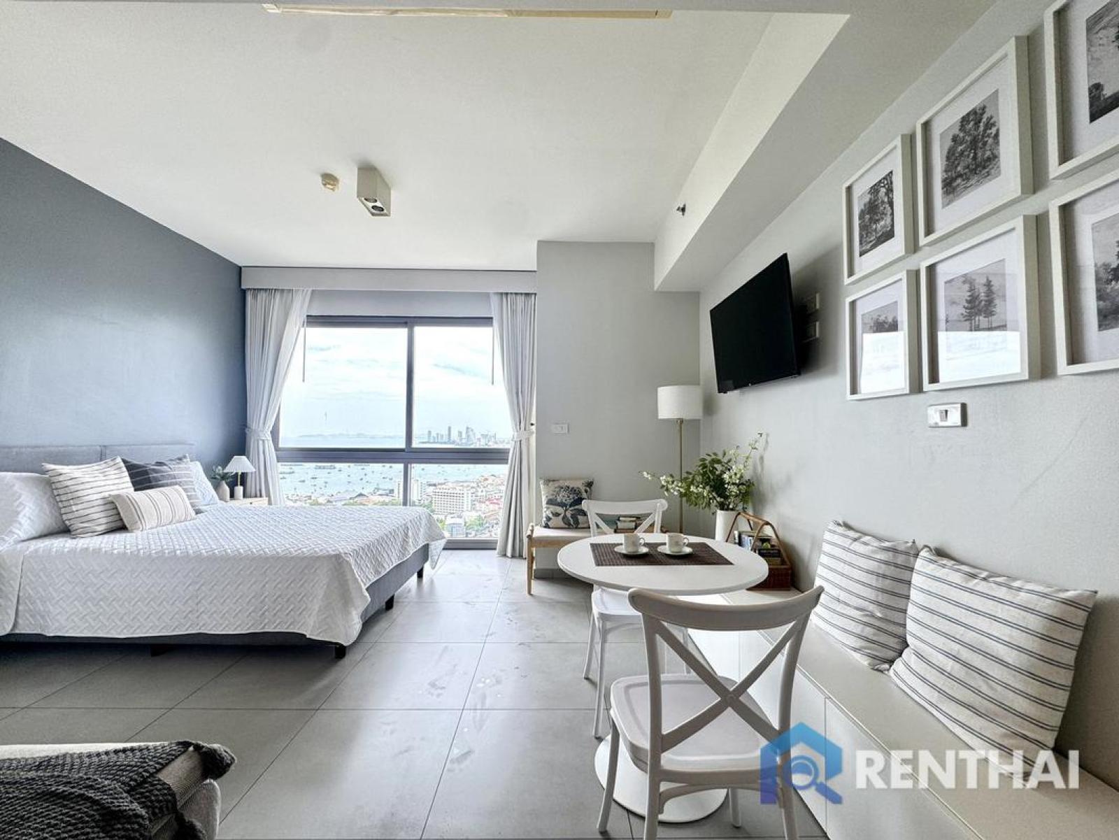 Stunning Sea View Studio at Unixx Condo, South Pattaya Prime City Location Stunning Sea View Studio at Unixx Condo, South Pattaya Prime City Location