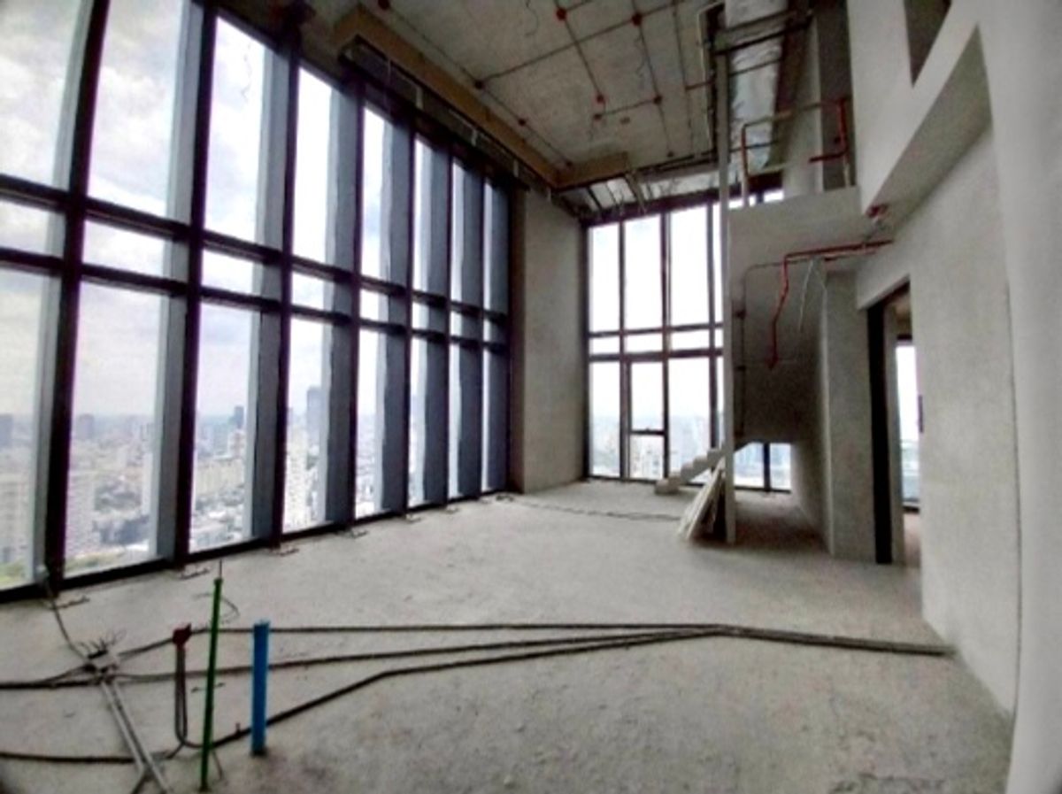 The Estelle Sukhumvit 26 Double Volume Penthouse: 386.86 SQM. Bareshell 169,400,00 AM: 0656199198