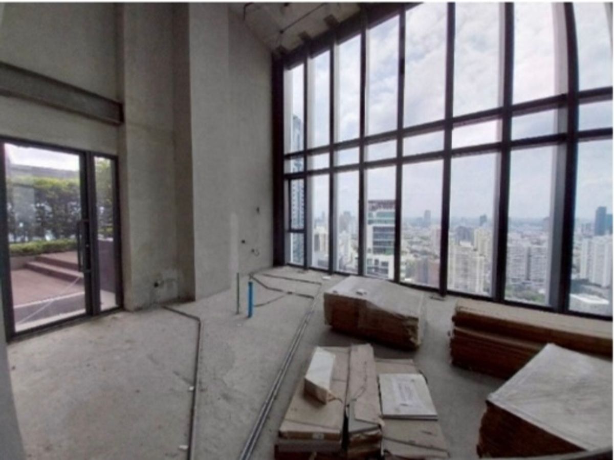 The Estelle Sukhumvit 26 Duplex Penthouse: 402.29 SQM. 3x FL 175,300,000 AM: 0656199198