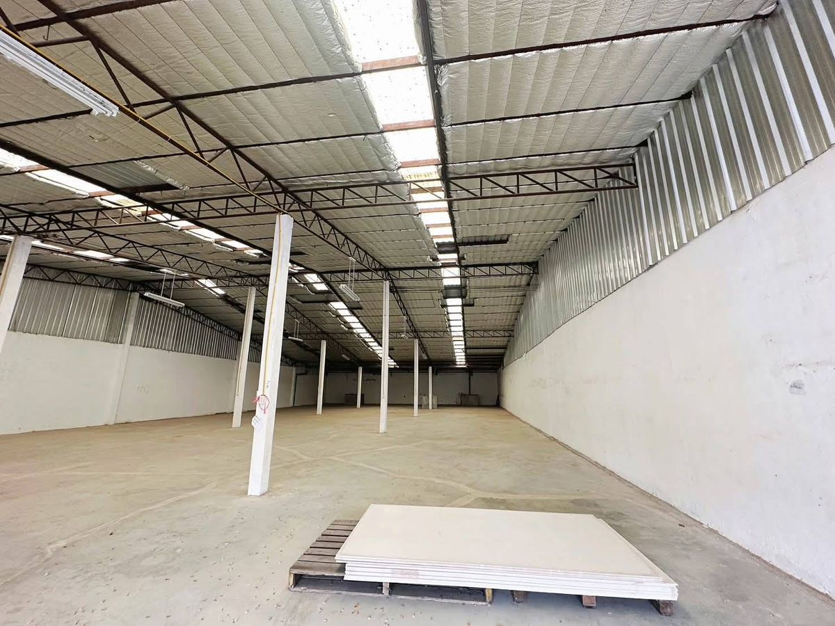 📦 ปล่อยเช่า โกดัง ออฟฟิศ 📐️ 1,142 ตรม, 1,160 ตรม, 2,400 ตรม ติดถนนบางนาตราด 🏗 ห่างจากนิคมอุตสาหกรรมเวลโกรว์ เพียง 7 กม. 📦 ปล่อยเช่า โกดัง ออฟฟิศ 📐️ 1,142 ตรม, 1,160 ตรม, 2,400 ตรม ติดถนนบางนาตราด 🏗 ห่างจากนิคมอุตสาหกรรมเวลโกรว์ เพียง 7 กม.