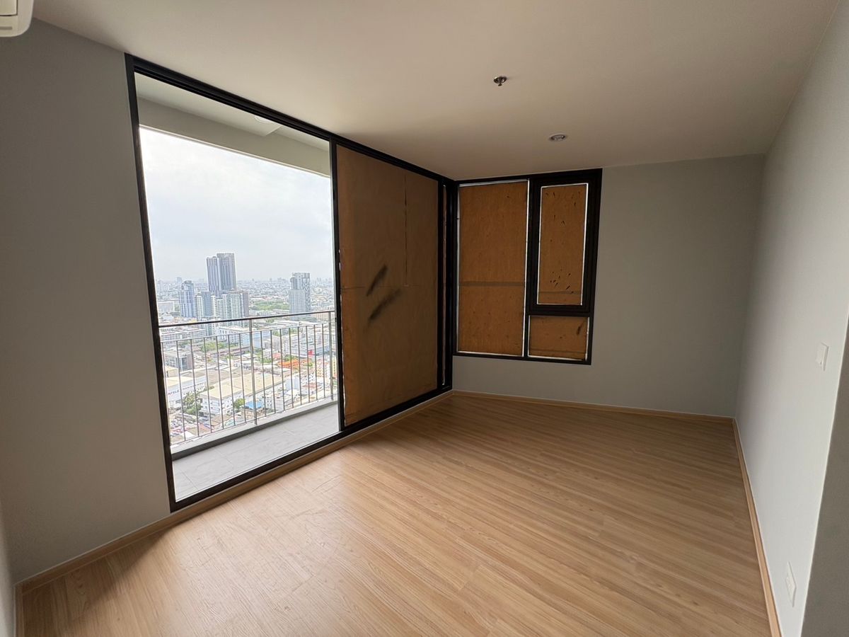 Foreign Quota ขายดาวน์คอนโด SkyRise Avenue Sukhumvit 64 ราคา 4,900,000 บาท [KRp250701]