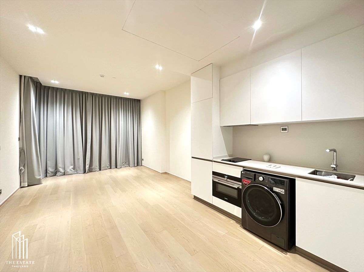 ขายพร้อมผู้เช่า The Strand Thonglor ซื้อไปได้ผลตอบแทนทันที 55.71 sq.m. 1 bedroom @20MB – รูปที่ 2