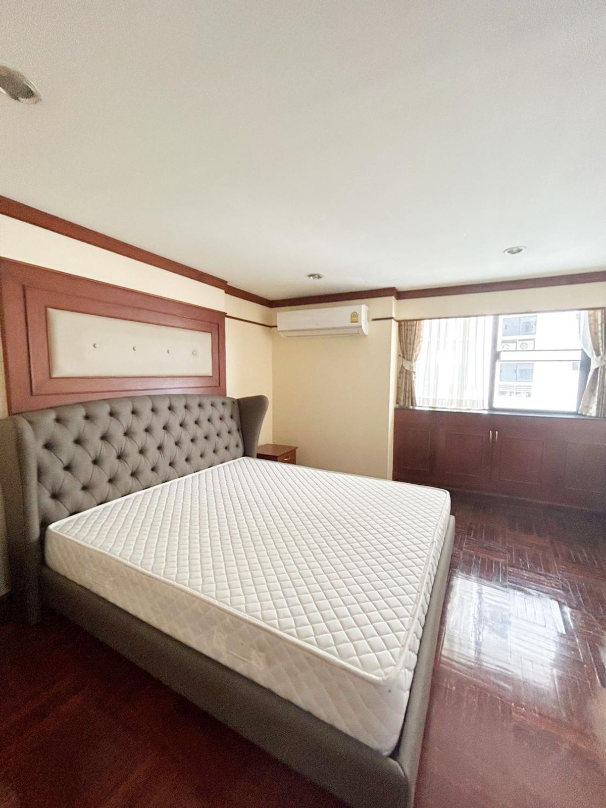 Condo for sale: President Park Sukhumvit 24, 3 bedrooms, 260 sq m. Condo for sale: President Park Sukhumvit 24, 3 bedrooms, 260 sq m.