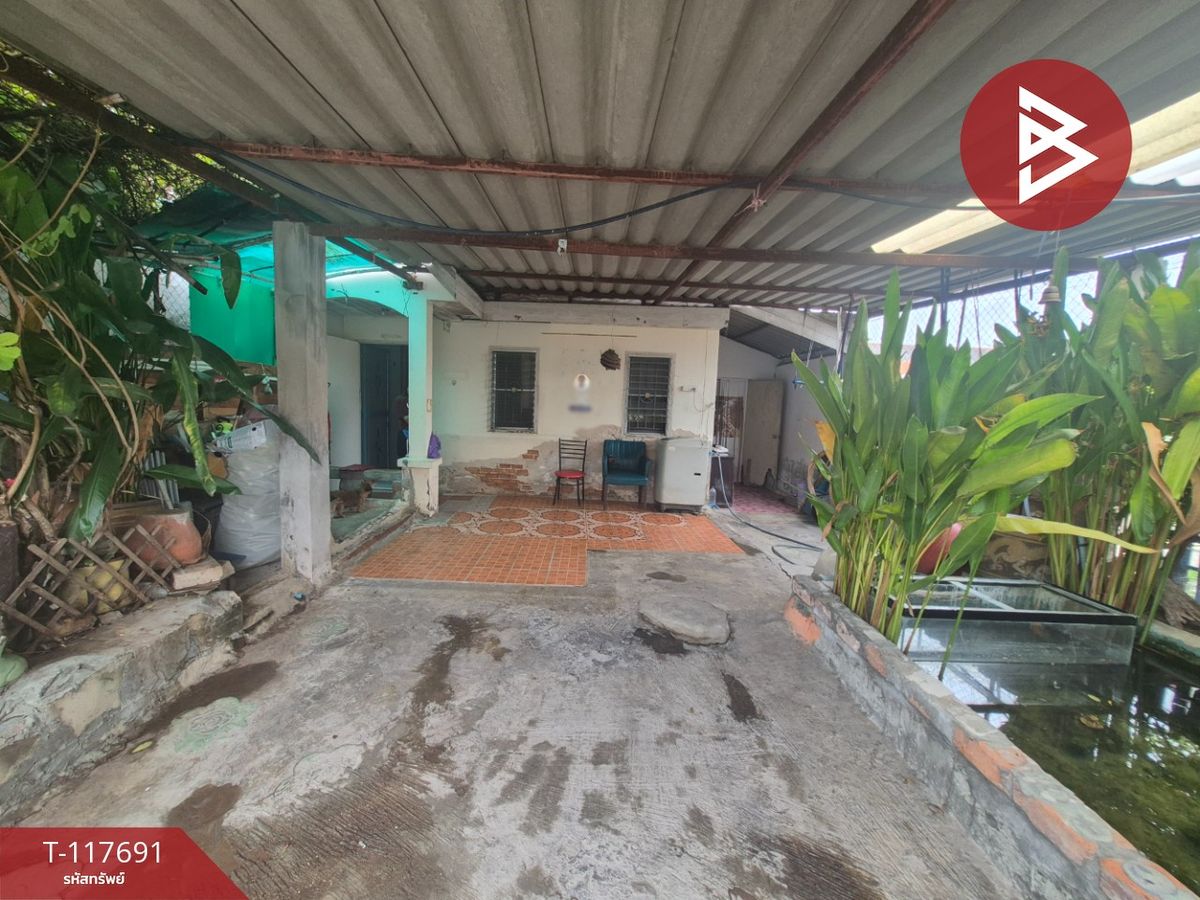 Selling a townhouse behind the edge Beautiful House Project (Sirarom 2) Bang Pakong, Chachoengsao, cheap – รูปที่ 4