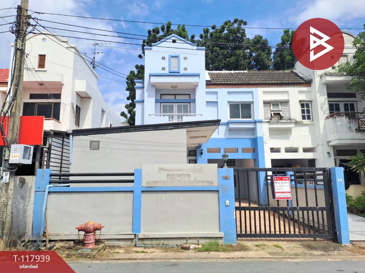 Twin house for sale, Pet Inthra Village, Bueng Kum, Bangkok