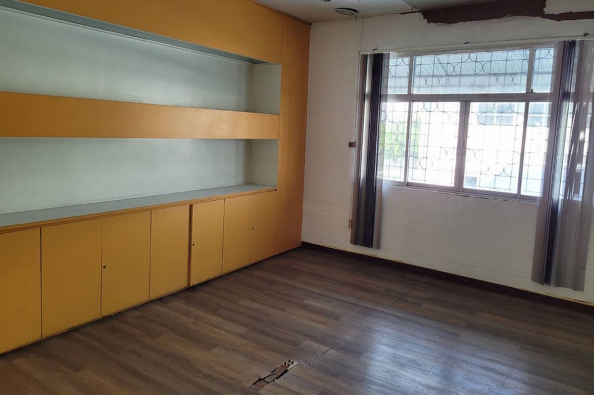 📦  ปล่อยเช่า โกดัง ออฟฟิศ 📐️ เนื้อที่ 1,200 ตรม 📍  ซอยอุดมสุข 37 ถนนสุขุมวิท 103 บางจาก พระโขนง 🚝 ใกล้ BTS อุดมสุข เข้าออกได้ทั้งถนนสุขุมวิท ถนนศรีนครินทร์ – รูปที่ 3