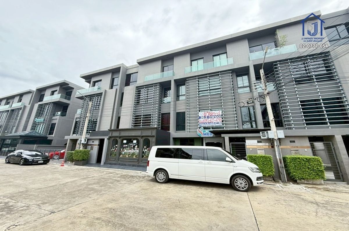 4-storey home office for sale Soi Yothin Phatthana 11 Near Ram Inthra-At Narong Expressway 4-storey home office for sale Soi Yothin Phatthana 11 Near Ram Inthra-At Narong Expressway