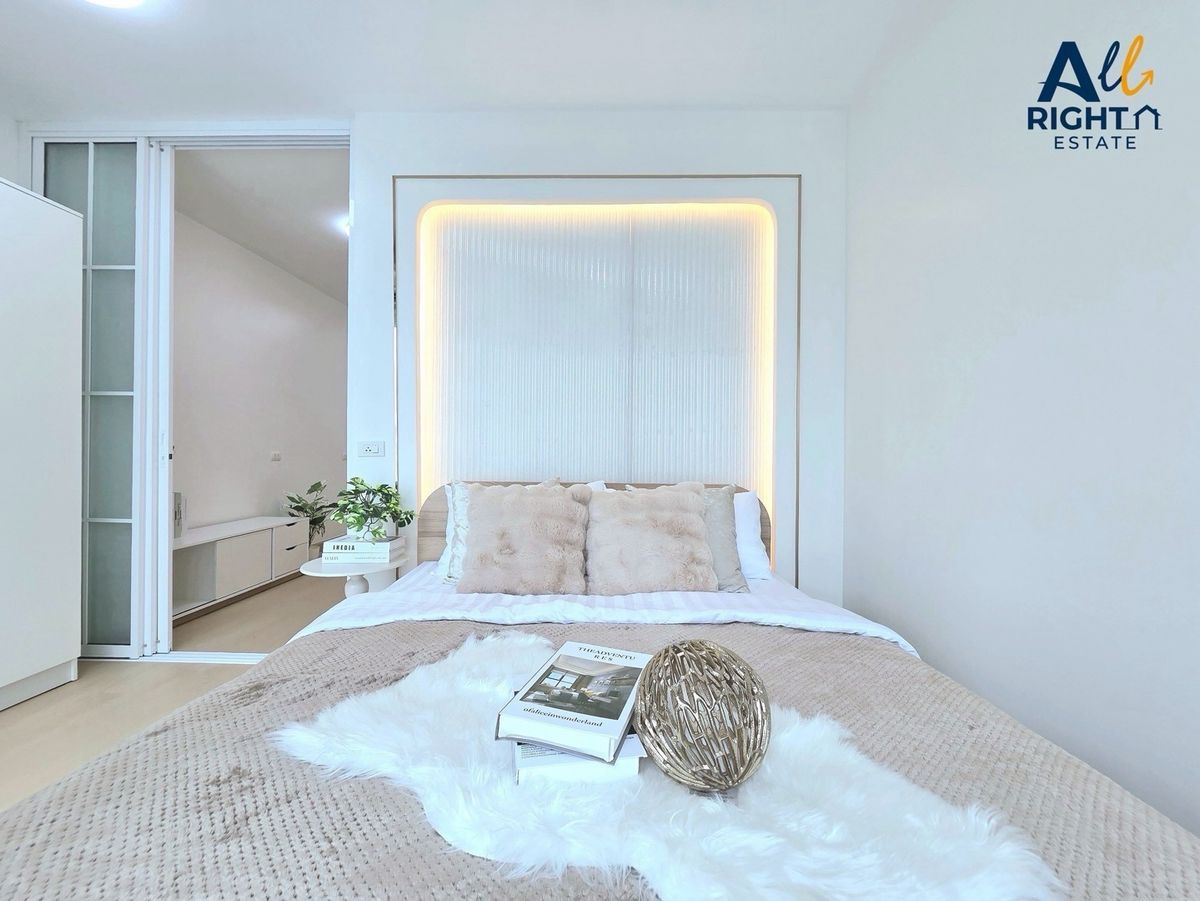 ✈️ชีวิตดีดี้ คอนโด🏙️ใกล้ความสะดวก โครตจะดี✈️   ที่นี่เลย👉คอนโด Iris Avenue condo📣วิวสระว่ายน้ำห้องนี้ไม่ควรพลาดขอบอก📣ห้องนี้ มาเป็นเลยดีเวอร์ – รูปที่ 3