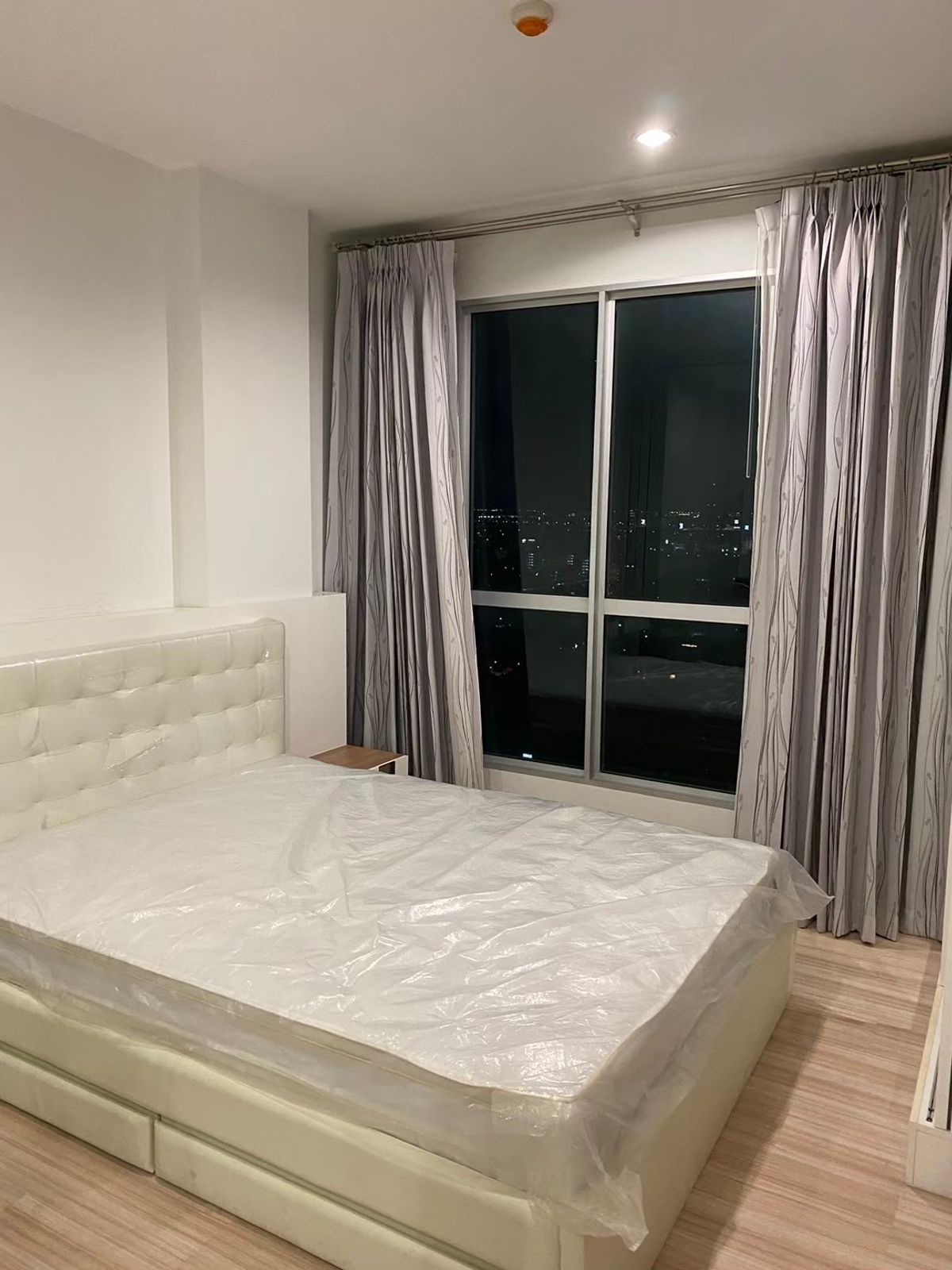 📌 Monthly Condo for Rent, The Hotel, Condominium, BTS Purple Line - Bang Kraso Station | Rattanathibet Road, Nonthaburi