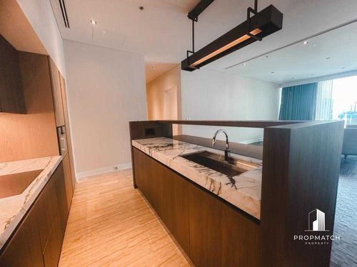 ✨Flash Deal ✨The Ritz-Carlton Residences Bangkok ( 3Bed 4Bath 211SQM.) พร้อมอยู่ ! เพียง  64,900,000 บาท Tel.0981315848 @propmatch