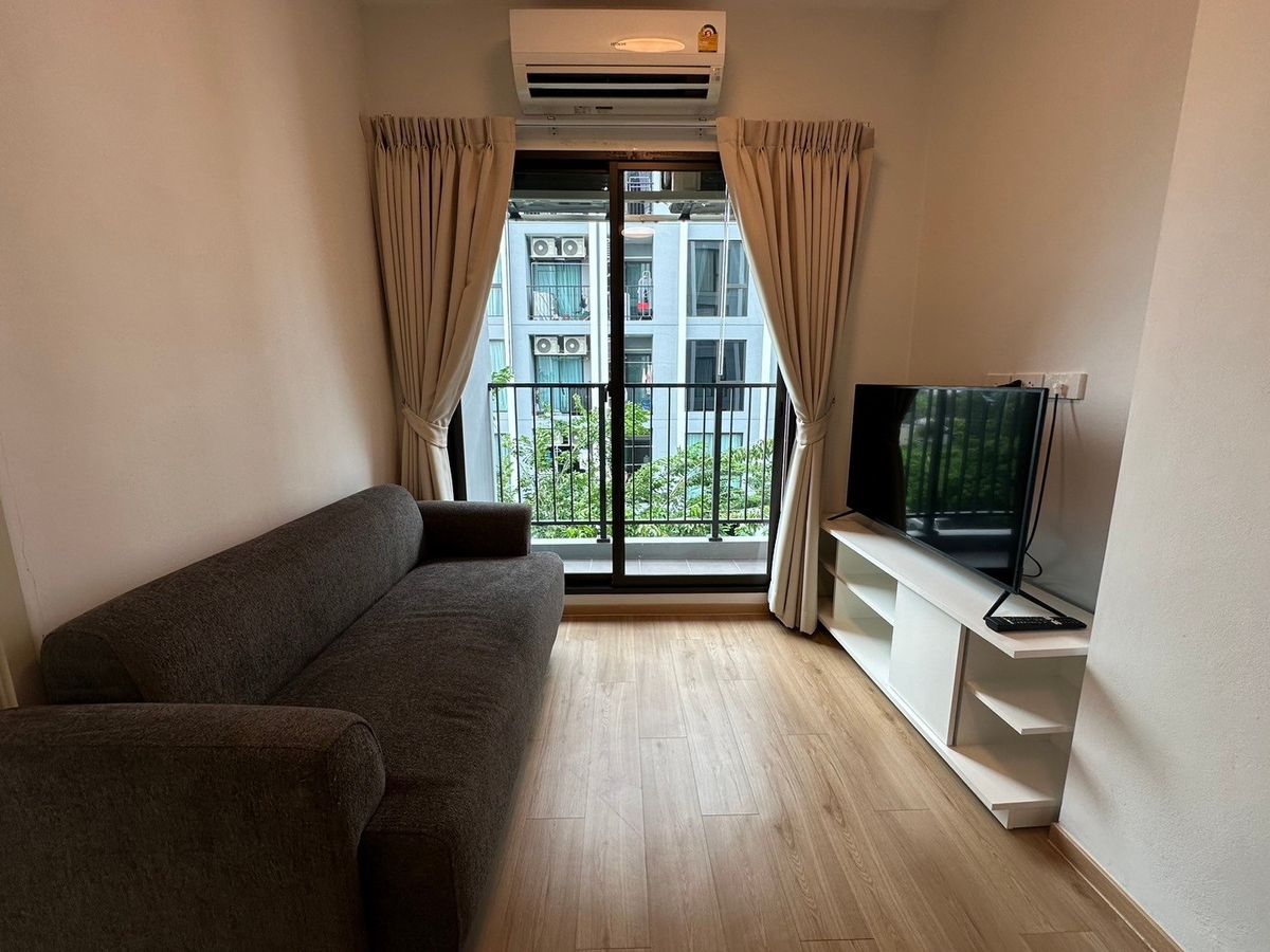ให้เช่า ฟีล (Feel) คอนโด ลาดพร้าว 122 1 ห้องนอน 24.5 ตรม. สภาพเยี่ยม เฟอร์นิเจอร์ครบ ให้เช่า ฟีล (Feel) คอนโด ลาดพร้าว 122 1 ห้องนอน 24.5 ตรม. สภาพเยี่ยม เฟอร์นิเจอร์ครบ