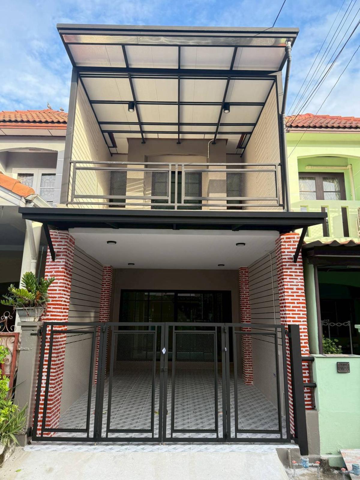 For Sale Townhouse/Townhome  , Baan Sinphet , MRT-Khong Bang Phai , Bang Rak Phatthana , Bang Bua Thong , Nonthaburi , CX-125438