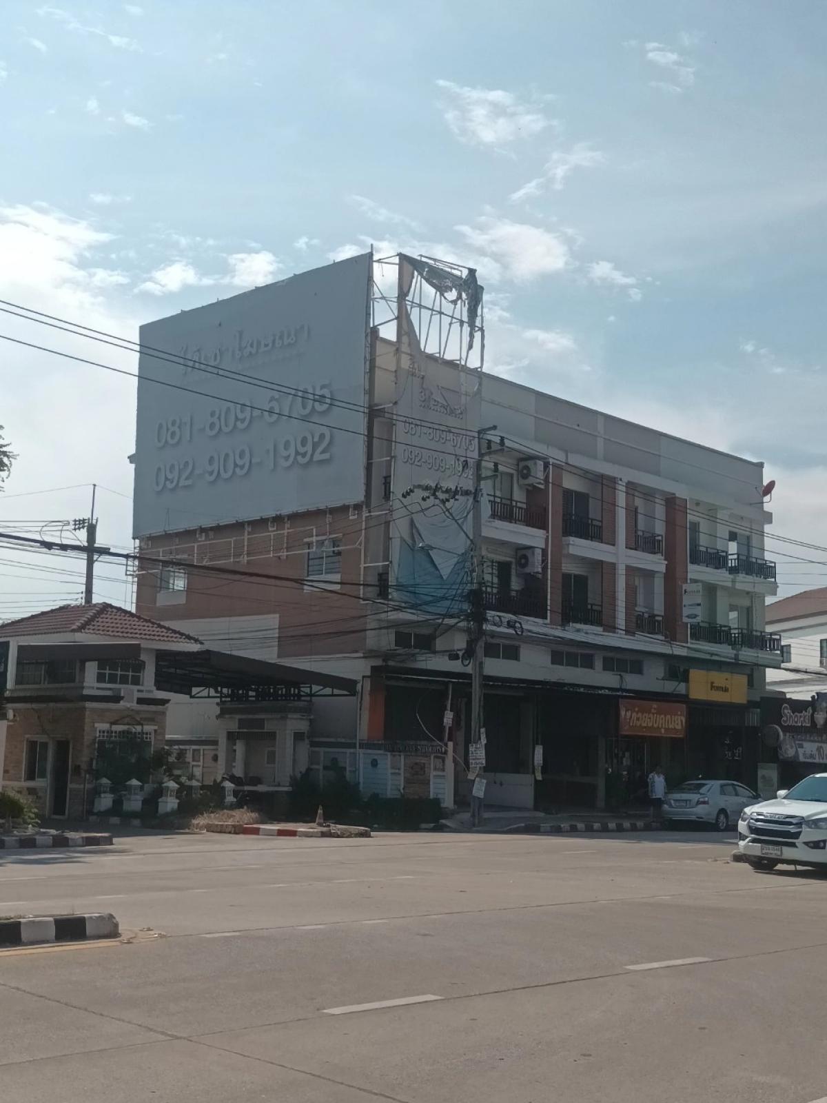 For Sale  Commercial building 3.5 floors area 25.5 square wah Khlong Sam Wa Bangkok , Bang Chan , Khlong Sam Wa , Bangkok , CX-126808