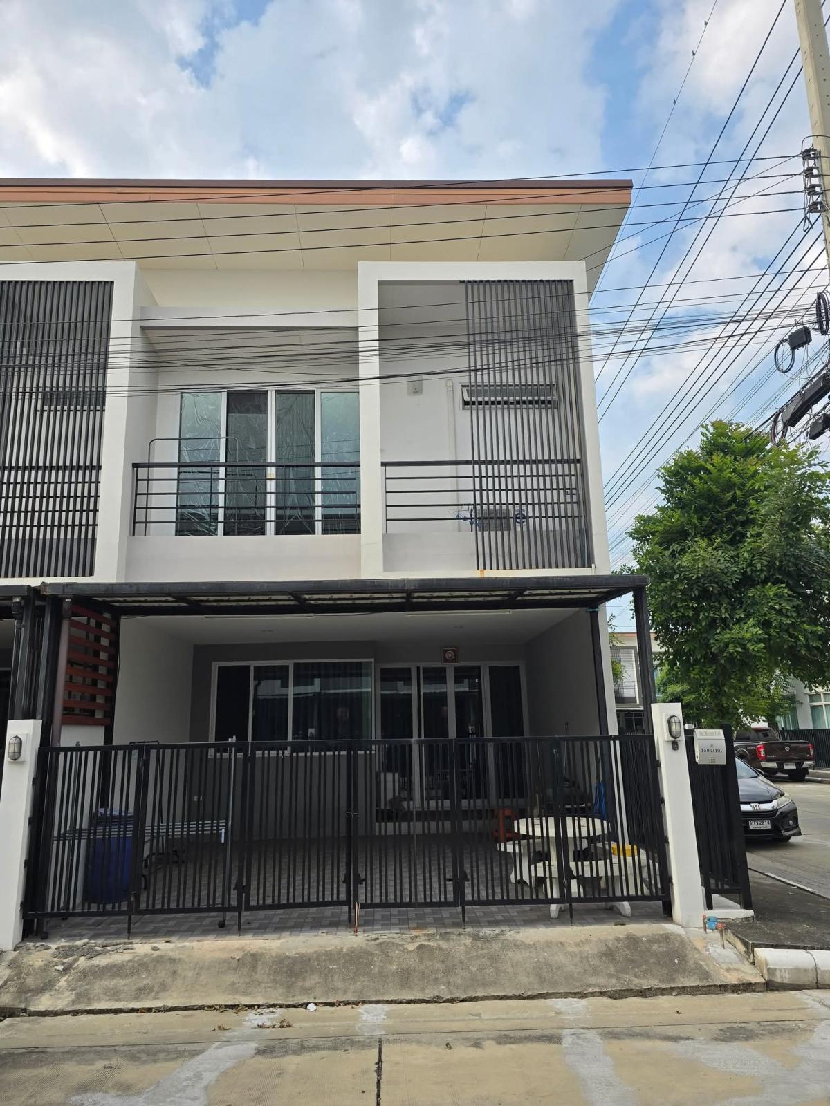 For Sale Townhouse/Townhome  , The Miracle Phetkasem 63 Project 3 , MRT-Lak Song , Lak Song , Bang Khae , Bangkok , CX-126524