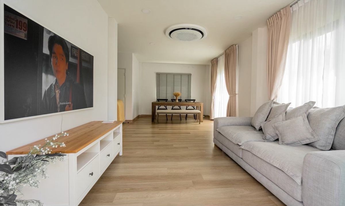 ✅For Sale / Rent✅ Centro Bangna – Corner Unit