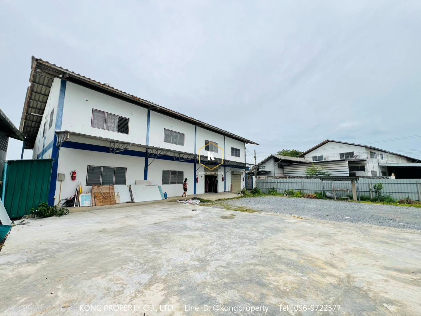 2 storey warehouse for rent in Rama 2, Ekachai, Bang Bon, Bangkok 440 sqm. 2 storey warehouse for rent in Rama 2, Ekachai, Bang Bon, Bangkok 440 sqm.