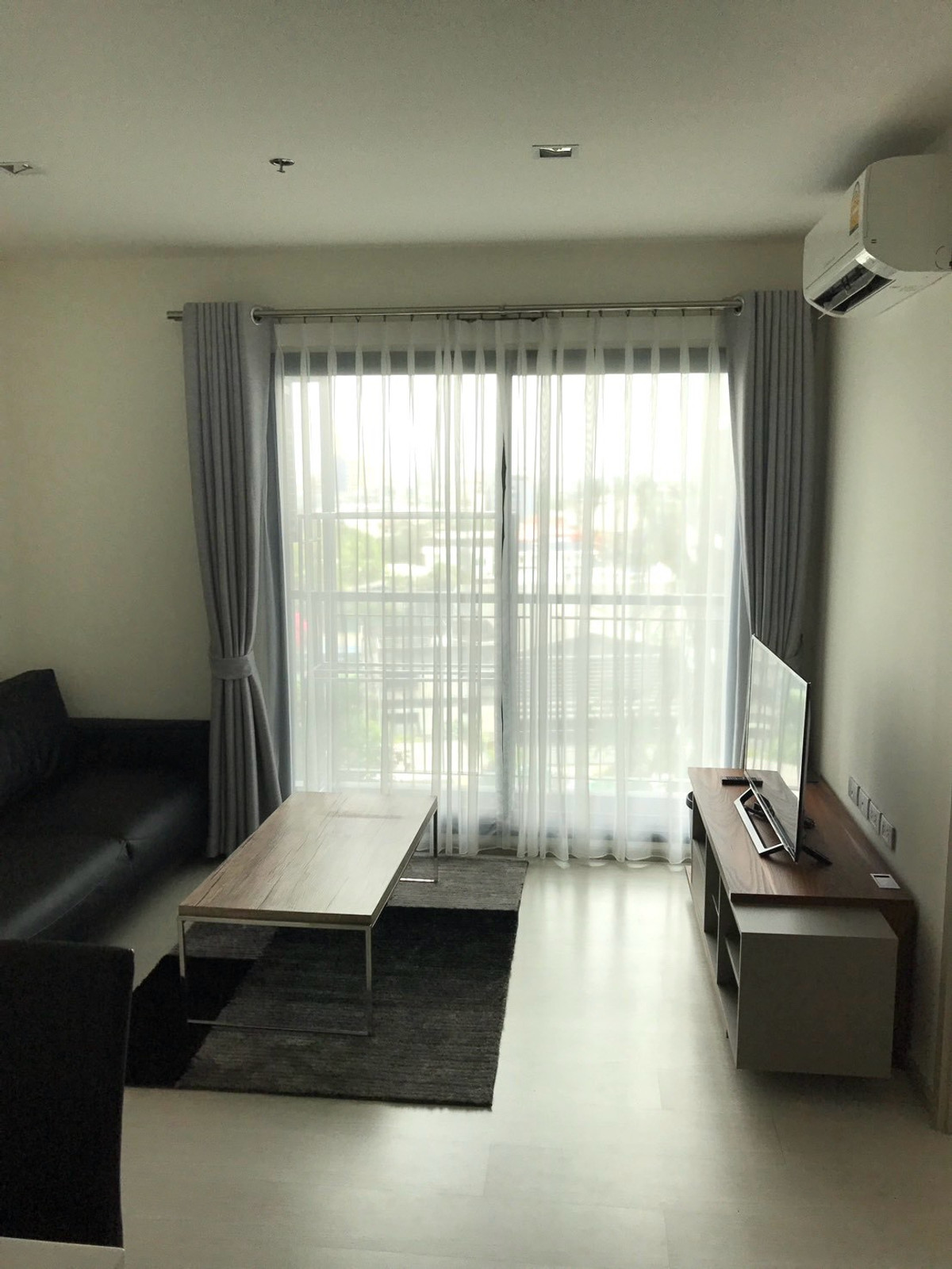 (FOR RENT) คอนโด RHYTHM สุขุมวิท 36-38 I 1-BR วิวสระ เฟอร์+เครื่องใช้ไฟฟ้าครบ ㅡ ใกล้ 🚆BTS ทองหล่อ (FOR RENT) คอนโด RHYTHM สุขุมวิท 36-38 I 1-BR วิวสระ เฟอร์+เครื่องใช้ไฟฟ้าครบ ㅡ ใกล้ 🚆BTS ทองหล่อ
