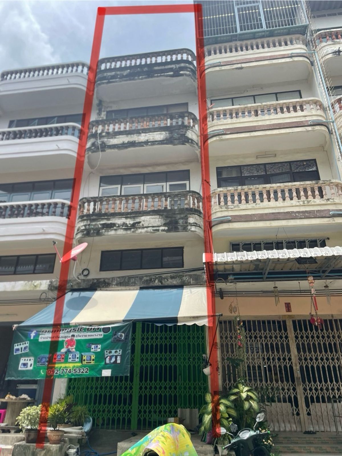 ขาย ตึกแถว หมู่บ้านทัศนีย์ ประชาอุทิศ 123 เพียง 150 เมตรจากถนนใหญ่ ราคาดี ขาย ตึกแถว หมู่บ้านทัศนีย์ ประชาอุทิศ 123 เพียง 150 เมตรจากถนนใหญ่ ราคาดี