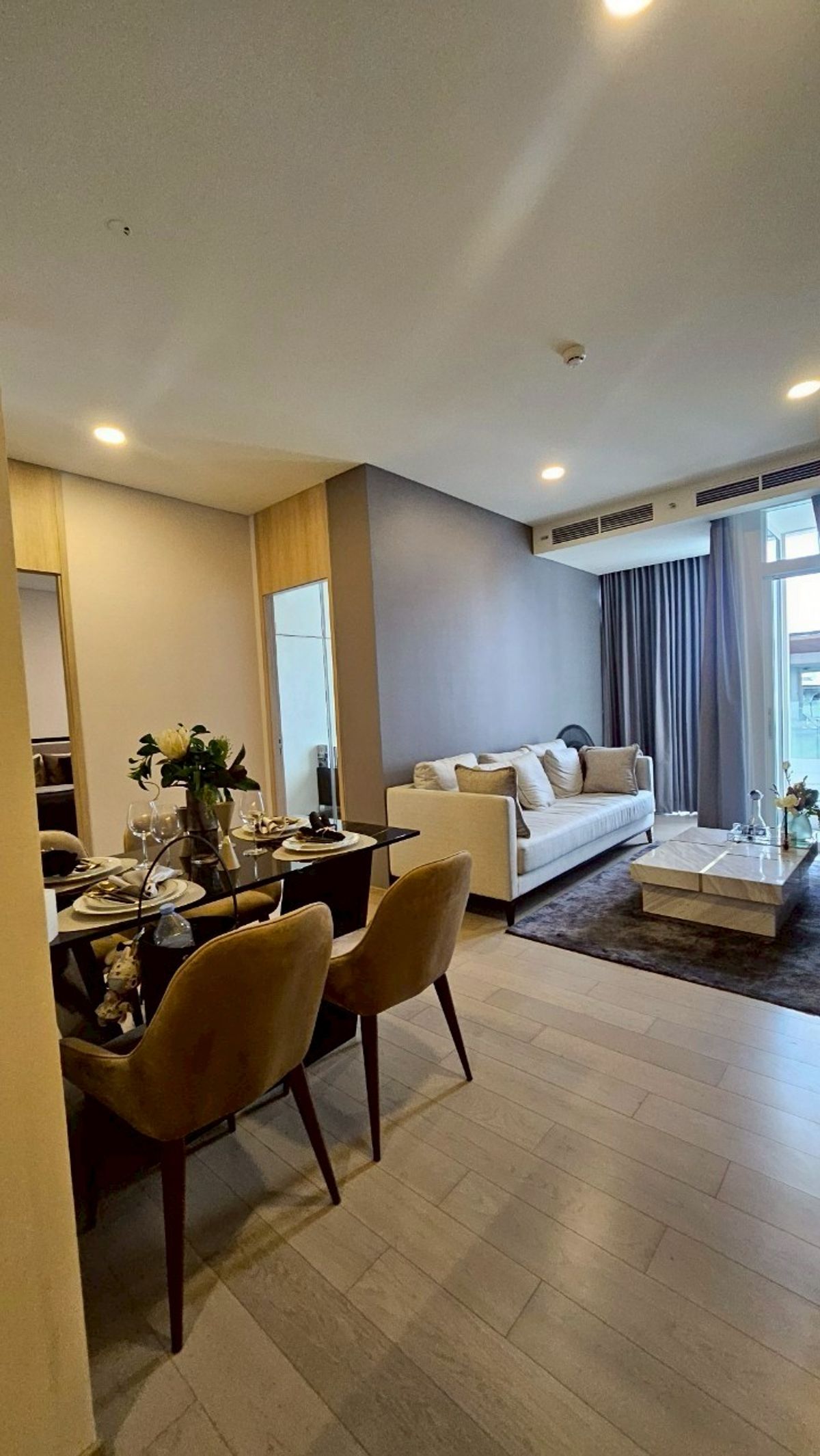 +++เช่าด่วน+++ Siamese Exclusive Sukhumvit 42 **2 ห้องนอน 74 ตร.ม. ห้องแต่งครบพร้อมอยู่!!