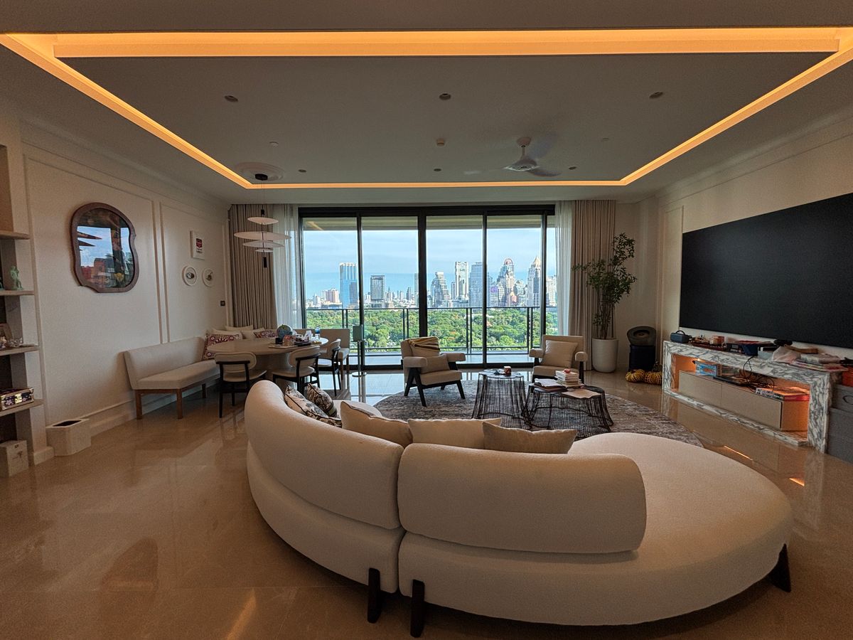 Foreginer Quota ขายคอนโด The Residences at Sindhorn Kempinski ราคา 63,990,000 บาท [KMs250601]