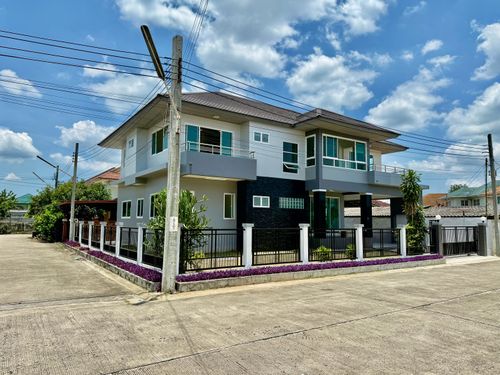 ขายบ้านเดี่ยวหลังใหญ่ 2 ชั้น ห้องมุม หมู่บ้านสวนดอกไม้ บรมราชชนนี 105
