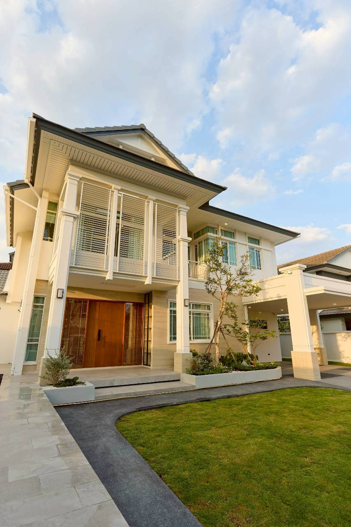 ขายพูลวิลล่าหรู ในโครงการซีรีนเลค Serene Lake บ้านรีโนเวทใหม่ บรรยากาศเงียบสงบ รายล้อมด้วยธรรมชาติ และความเป็นส่วนตัว ในทำเลระดับพรีเมียม โซนแม่เหียะเชียงใหม่ ใกล้โรงเรียนนานาชาติABA - SW002748 – รูปที่ 3