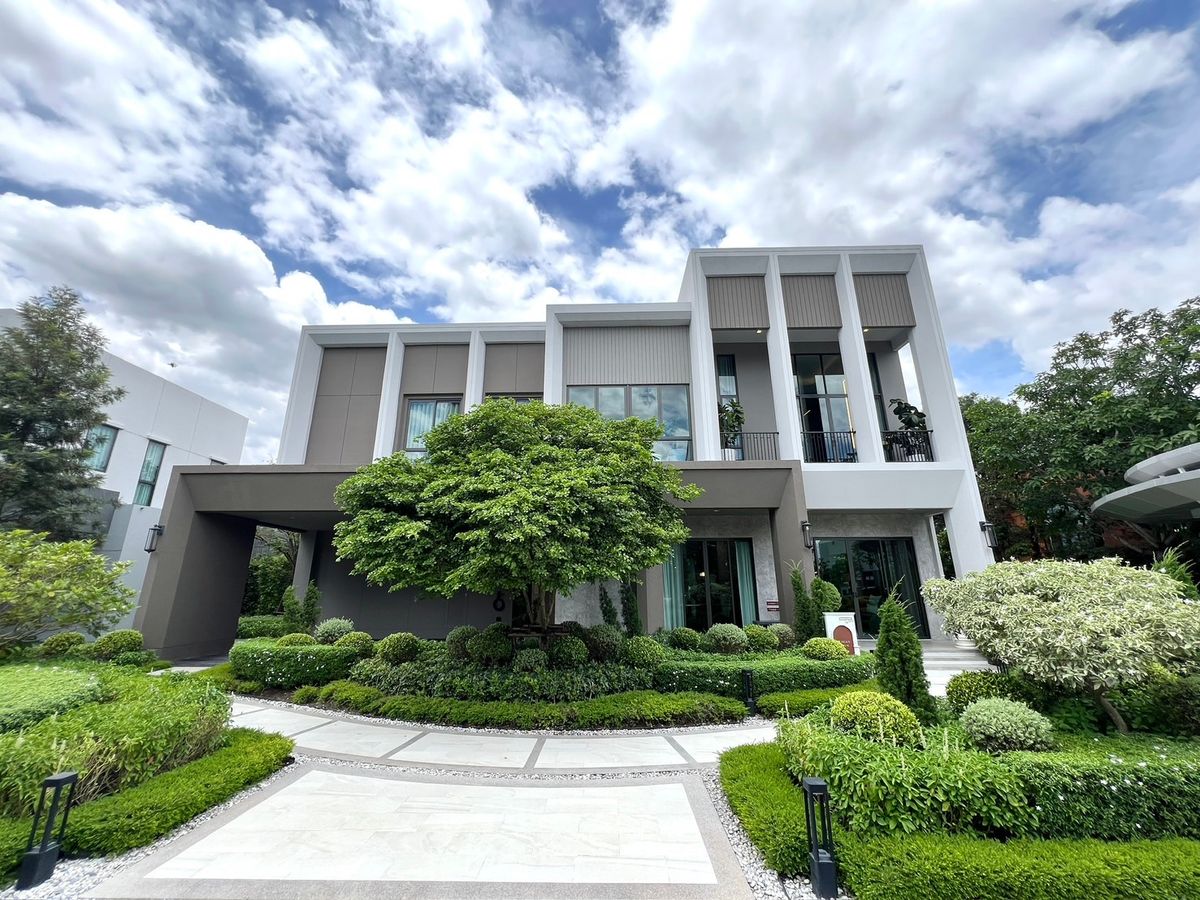 🔥Bangkok Boulevard Signature Ram Inthra - Watcharapol 🔥 2 -story detached house, size 391 sq.m. 87.4 sq.w. | 4 bedrooms, 5 bathrooms, 4 parking spaces, starting at 22.9 MB. Contact to watch Tel.0922635410 (Earth) 🔥Bangkok Boulevard Signature Ram Inthra - Watcharapol 🔥 2 -story detached house, size 391 sq.m. 87.4 sq.w. | 4 bedrooms, 5 bathrooms, 4 parking spaces, starting at 22.9 MB. Contact to watch Tel.0922635410 (Earth)
