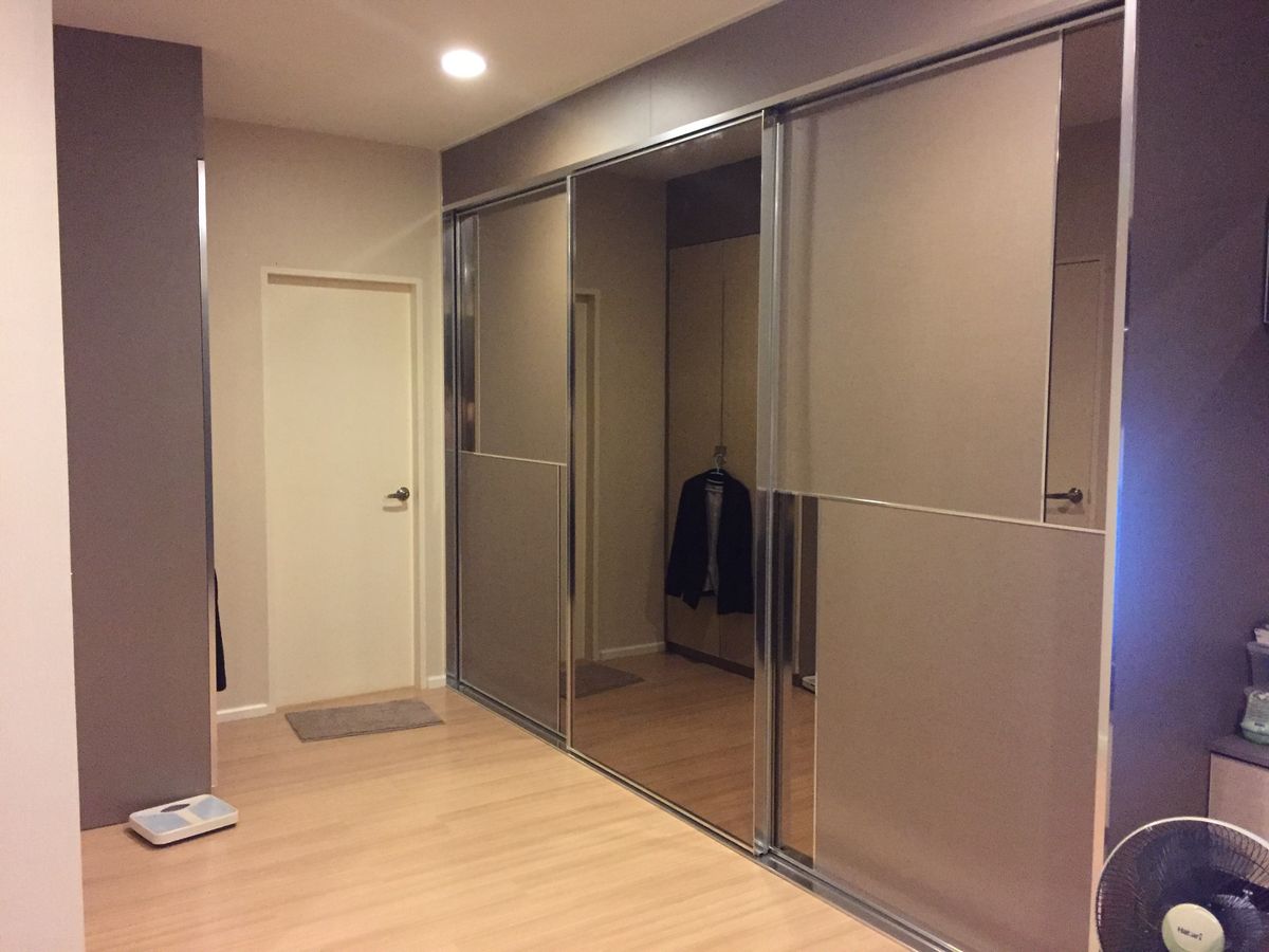 🏡ขายทาวน์โฮม 3 ชั้น บ้านกลางเมือง รัตนาธิเบศร์ | Built-in สวย พร้อมอยู่ ใกล้ MRT เพียง 300 เมตร! – รูปที่ 2