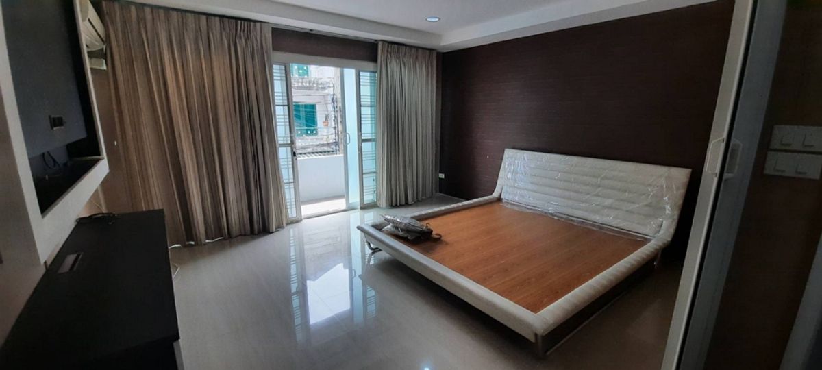 ขายทาวน์โฮม 3 ชั้น หลังเซ็นปิ่น ต่อเติมครัว รีโนเวท สวยๆ 4.3 ล. – รูปที่ 3