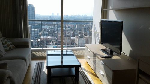 เช่าด่วน! ราคาต่อรองได้ค่ะ ขอคนจบจริง สภาพดี ตำแหน่งดี Prime Location สุด ๆ ห้องใหญ่ ไซต์ใหญ่ ตึกดูแลดี นิติดี ปลอดภัยค่ะ สนใจติดต่อ 0876358339
