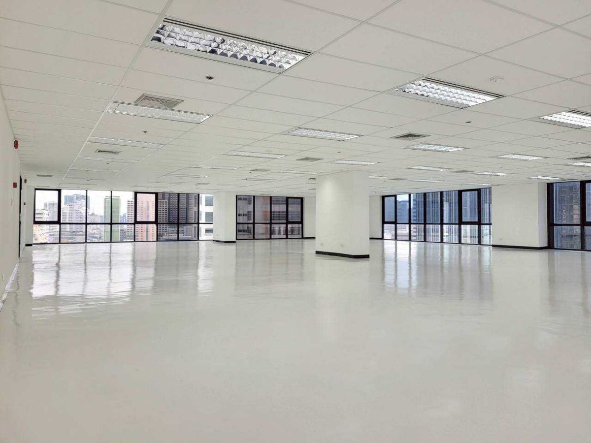 ให้เช่าพื้นที่สำนักงาน Sethiwan Tower ชั้น 18BC 372 ตร.ม ให้เช่าพื้นที่สำนักงาน Sethiwan Tower ชั้น 18BC 372 ตร.ม